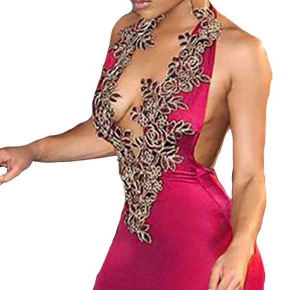 👑👑SALE👑👑 !! Embossed plunging Neckline Dress - Picture 2 of 3